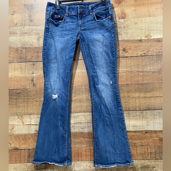 American Eagle Stretch Artist Flare Jeans Size 6 Regular - Picture 1 of 4